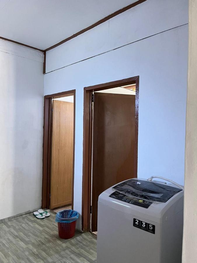 Lavender Homestay Desa Chendering 3 Bedrooms 쿠알라트렝가누 외부 사진