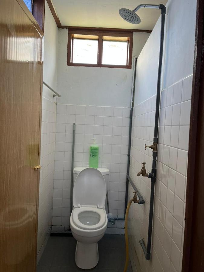 Lavender Homestay Desa Chendering 3 Bedrooms 쿠알라트렝가누 외부 사진